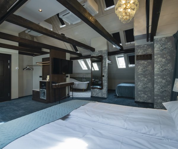 Suites
